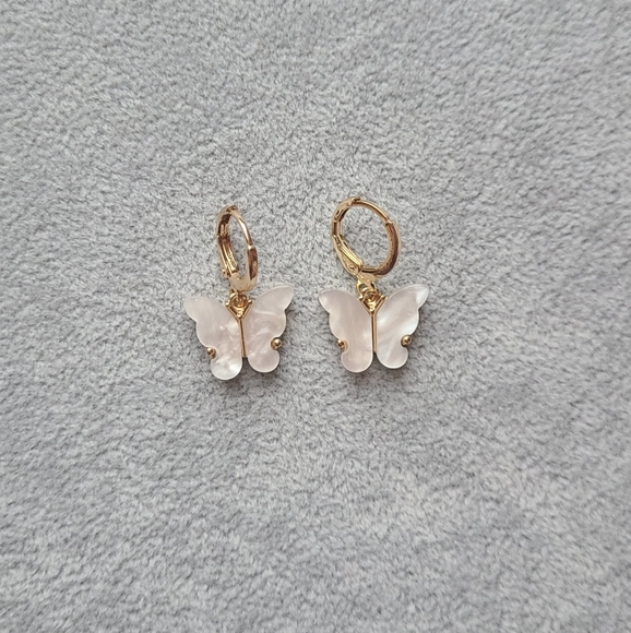 Jewelry - ✨️14k Gold Plated, Hoop, White Butterfly Earrings.✨️